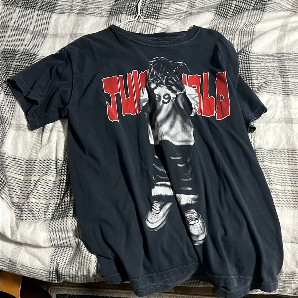VLONE Black and Red Graphic Short Sleeve Tee
